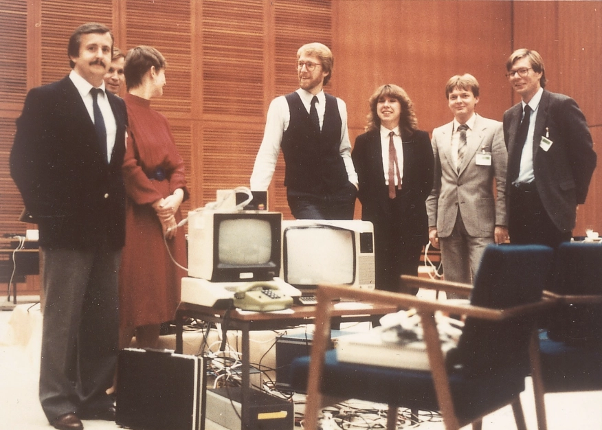 Stimmungsbild mit sieben Personen